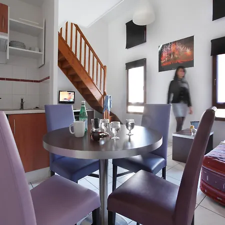 Res La Barbacane Studio For 2 People
