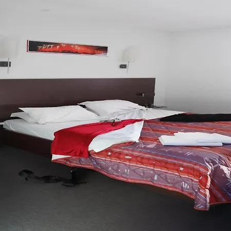Res La Barbacane Studio For 2 People