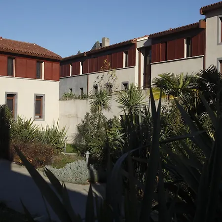 Res La Barbacane, Carcassonne, For 2 People * Carcassonne