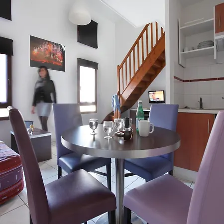 Res La Barbacane, Carcassonne, For 2 People カルカソンヌ