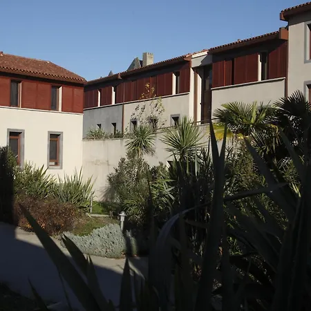 Res La Barbacane, Carcassonne, For 2 People * Carcassone